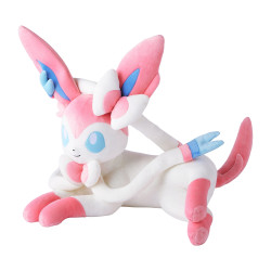 Sylveon Nesobori Pokémon Life Size