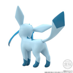 Figure Set Irida & Glaceon Pokémon Scale World Hisui Region